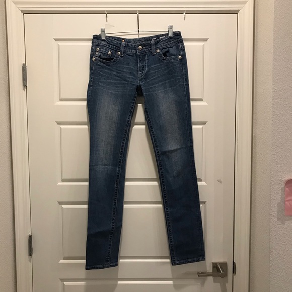 SOLD Miss Me Skinny Jeans - Fleur de Lis - Picture 3 of 7